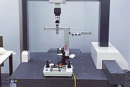 Zeiss Coordinate Measuring Machine with 0.002mm Measuring Accuracy